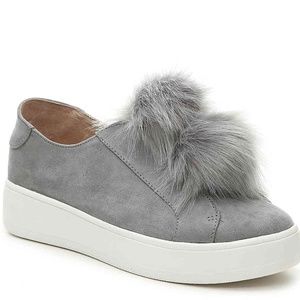 steve madden sneakers pom pom gray wedge cute!